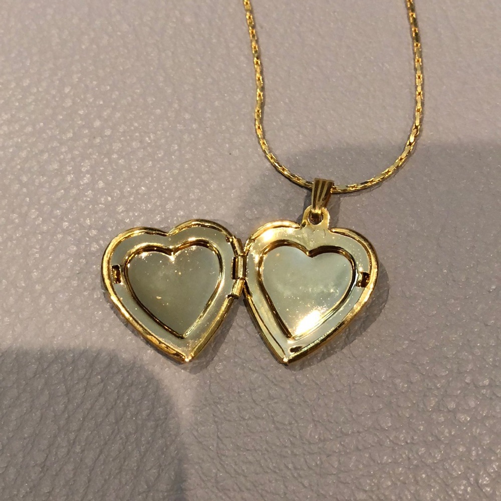Locket necklace - Picture 3 of 3